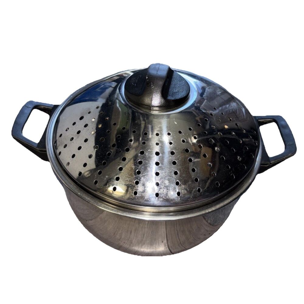Pasta Pot 6 Quart Stainless Steel Locking Lid  Strainer Holes Silver Double Grip